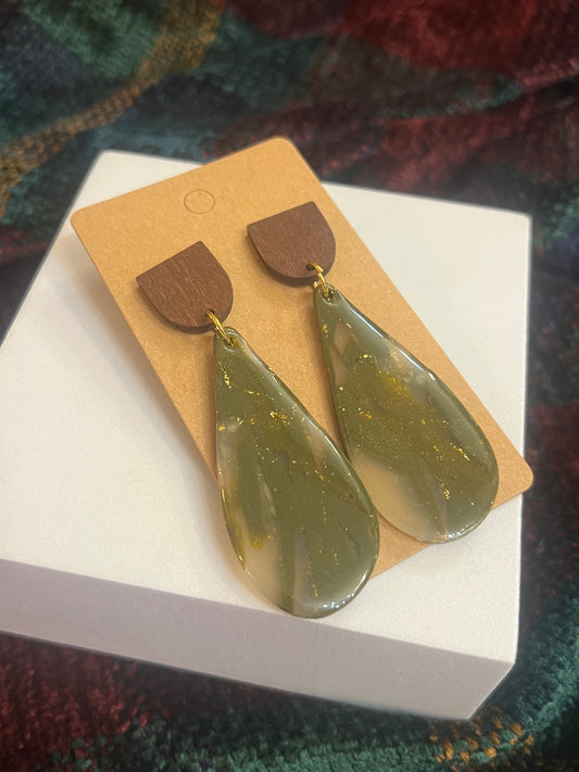 Mossy Teardrop
